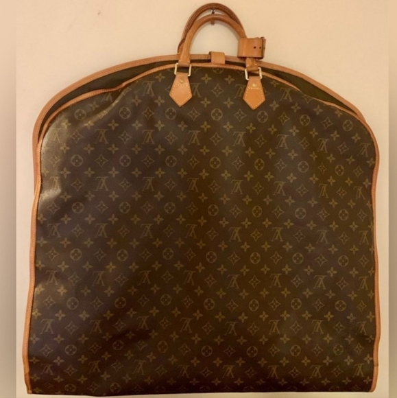 Authentic Louis Vuitton Garment Bag w/Poignet & LV Hanger +Free Mystery Gift - Picture 2 of 11